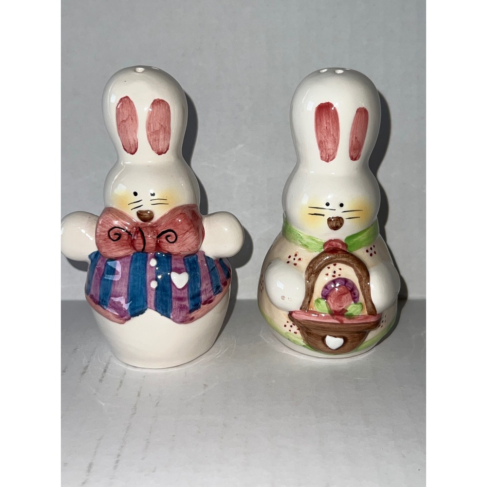 Vintage Easter Bunny Salt and Pepper Shakers Ceramic Kurt Adler Rabbit Set